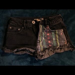 Bullhead High Rise Shorts Size 00